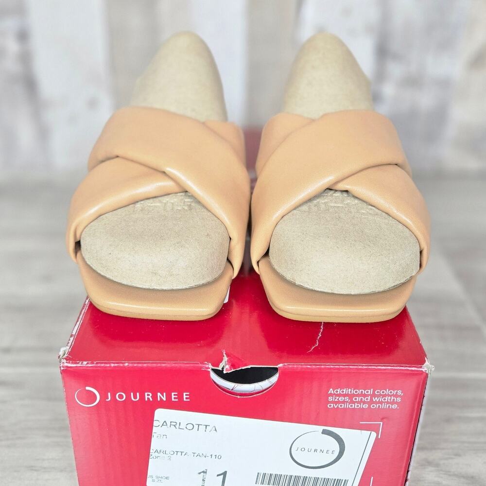Women's Sandals Tan Journee Carlotta Flats Slip-On NWT Sz11 - Picture 3 of 7